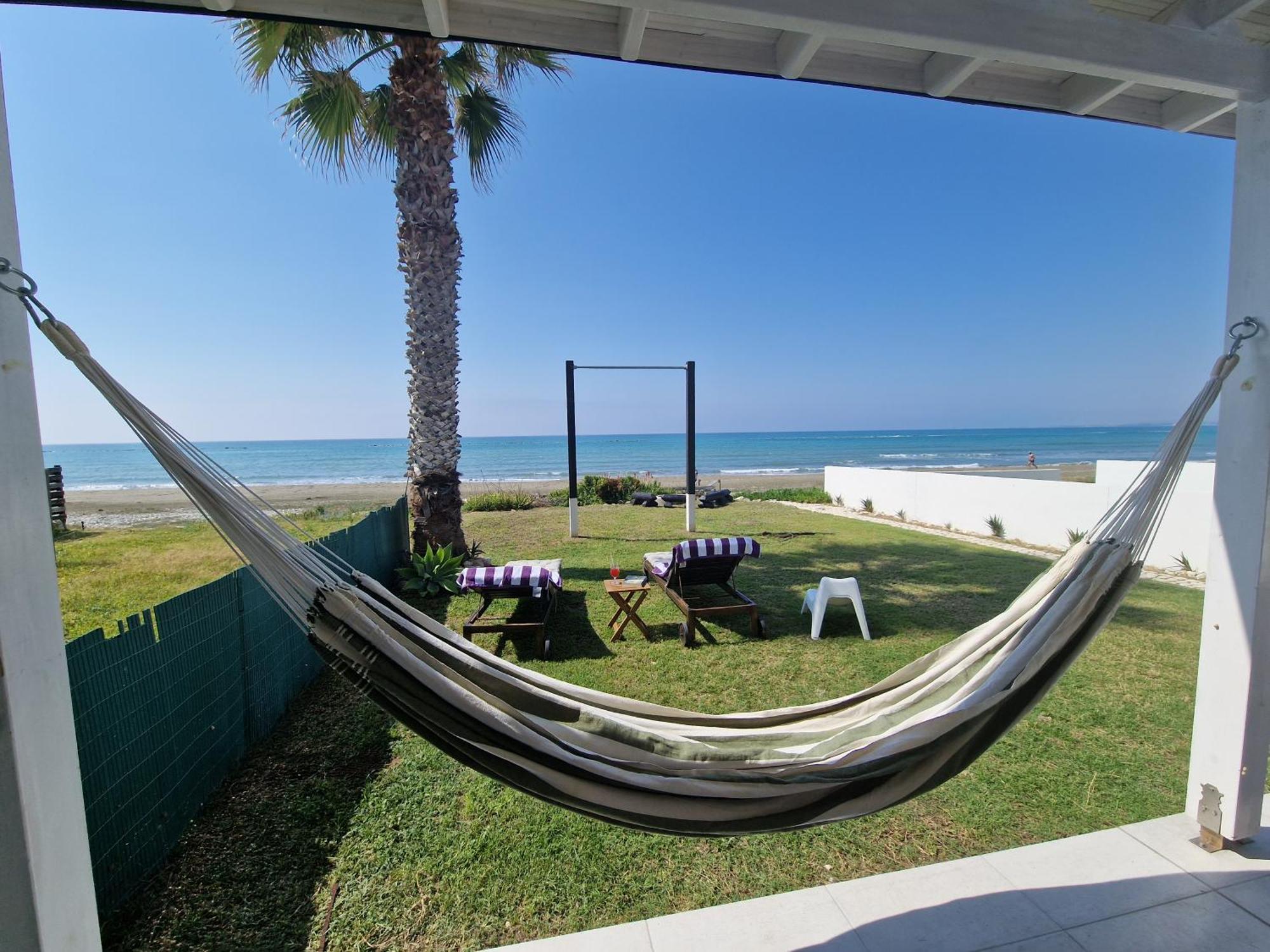 Ammos Beachfront Villa Paradise Larnaca Exterior foto